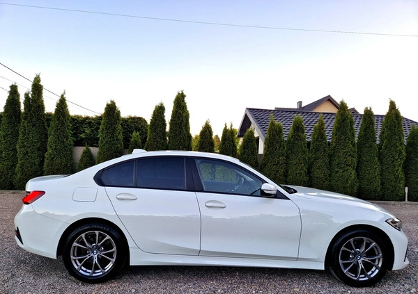 BMW Seria 3 cena 99900 przebieg: 171000, rok produkcji 2019 z Rumia małe 781